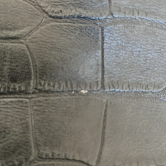 CYNTHIA Rowley Dark Blue Leather Tote - Picture 9 of 9